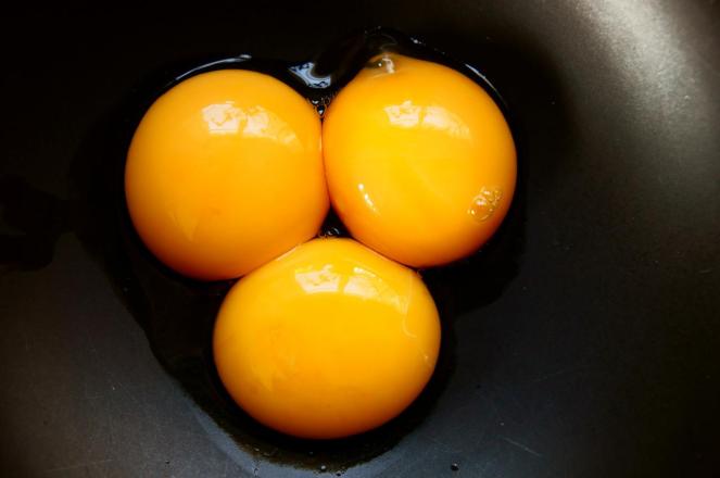 "That’s All Yolks" © Rob, 2012. CC BY-NC-ND 2.0.